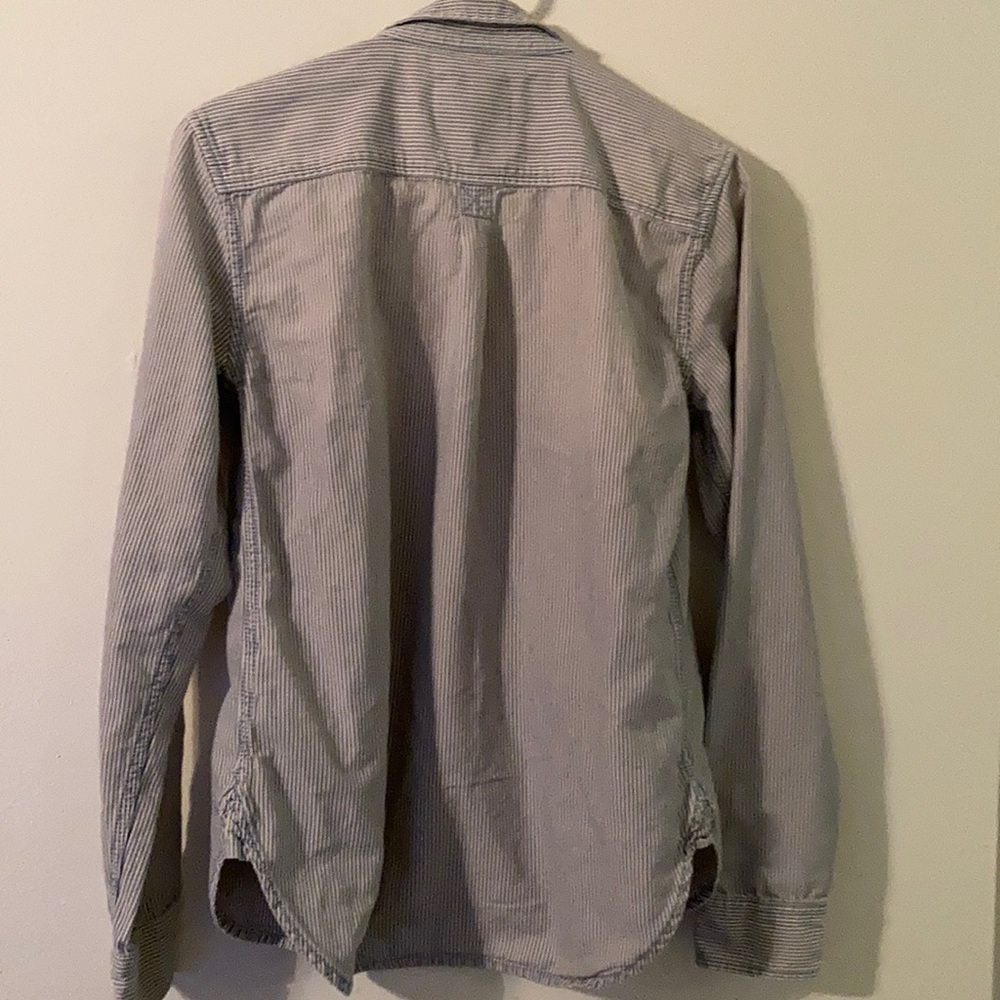 Button down top - Picture 2 of 2